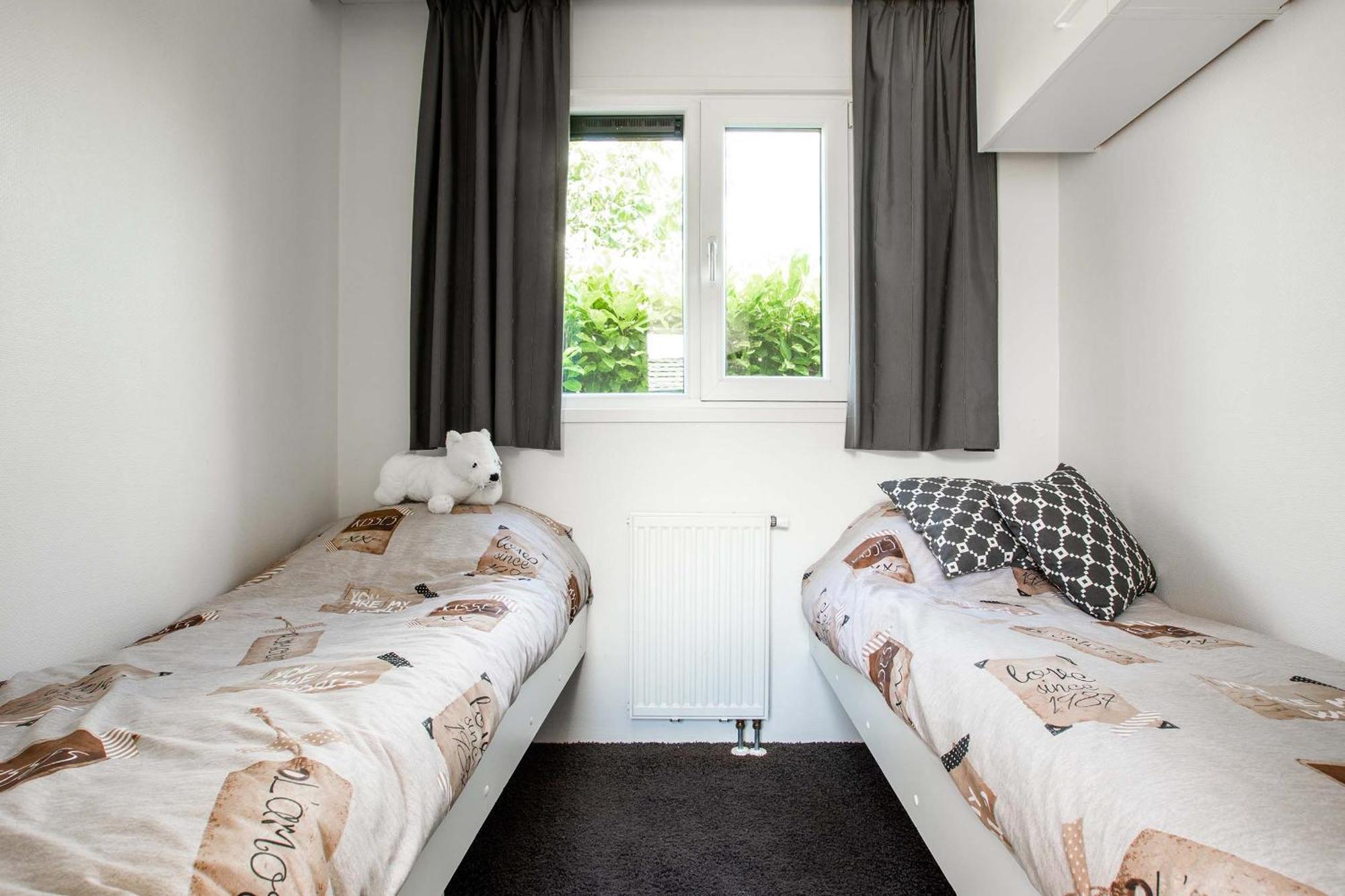Topparken - Recreatiepark Het Esmeer Aalst ห้อง รูปภาพ
